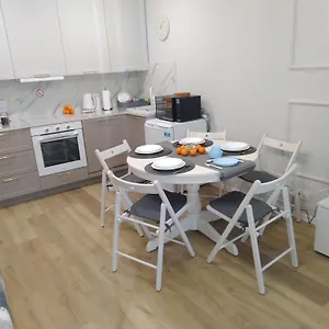 https://powstacza.poznan-hotels.com
