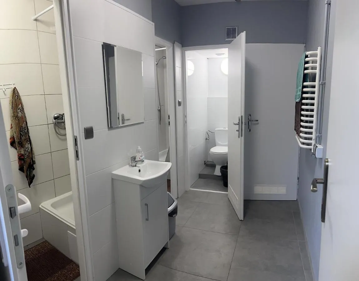 Hostel Poplawok Varsovia Polonia